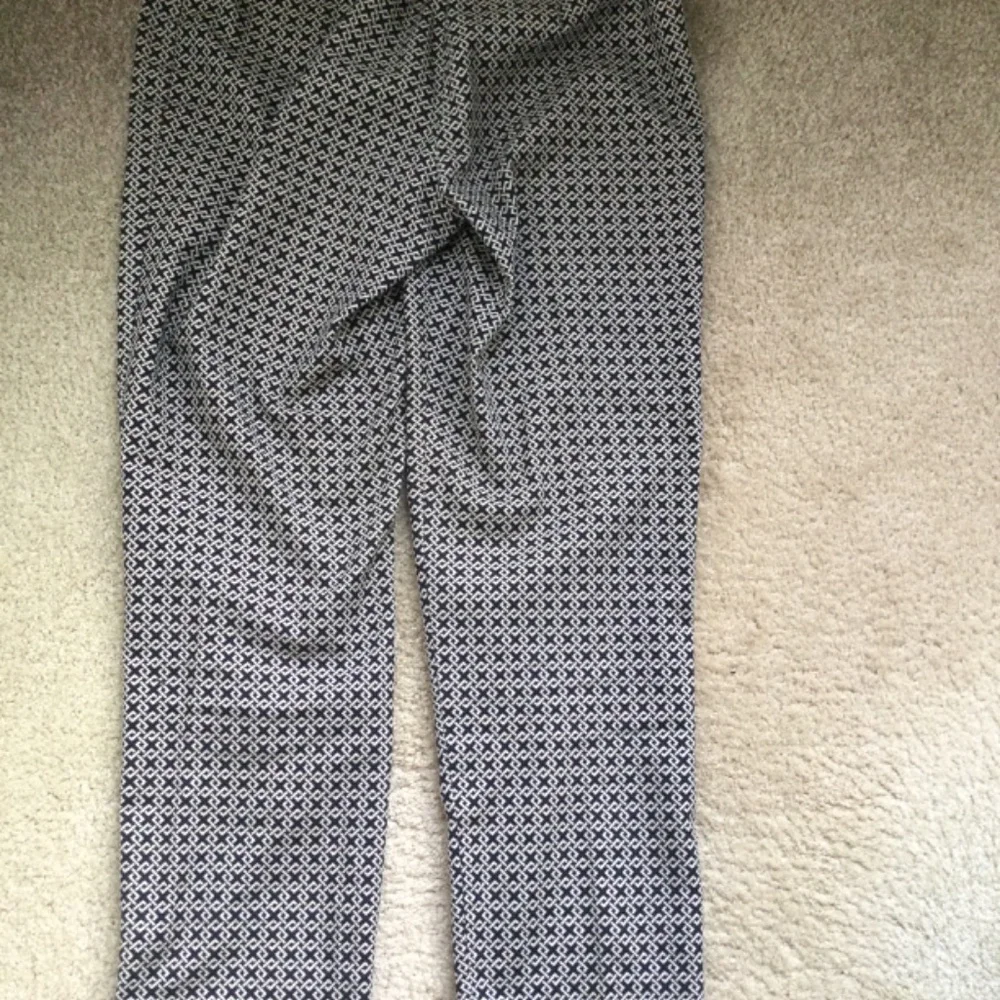 Talbots Crop pants - Picture 2 of 5